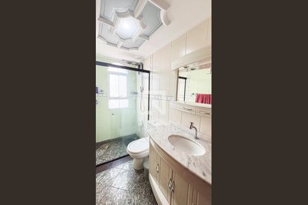 Apartamento à venda com 129m², 2 quartos e 2 vagas Apartamento à venda com 129m², 2 quartos e 2 vagasBanheiro