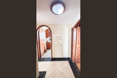 Apartamento à venda com 129m², 2 quartos e 2 vagas Apartamento à venda com 129m², 2 quartos e 2 vagasCorredor