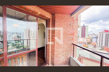 Apartamento à venda com 129m², 2 quartos e 2 vagas Apartamento à venda com 129m², 2 quartos e 2 vagasVaranda da Sala