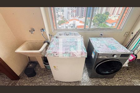 Apartamento à venda com 129m², 2 quartos e 2 vagas Apartamento à venda com 129m², 2 quartos e 2 vagasÁrea de Serviço