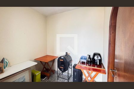 Apartamento à venda com 129m², 2 quartos e 2 vagas Apartamento à venda com 129m², 2 quartos e 2 vagasÁrea de Serviço - Despensa