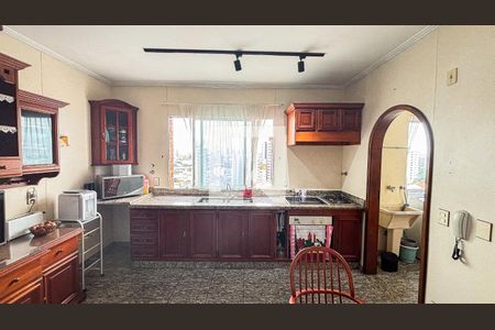 Apartamento à venda com 129m², 2 quartos e 2 vagas Apartamento à venda com 129m², 2 quartos e 2 vagasCozinha