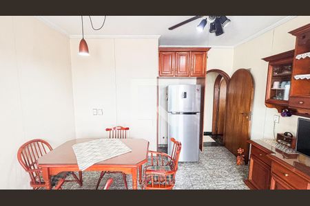 Apartamento à venda com 129m², 2 quartos e 2 vagas Apartamento à venda com 129m², 2 quartos e 2 vagasCozinha