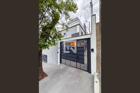 Casa de condomínio à venda com 103m², 2 quartos e 1 vagaFachada