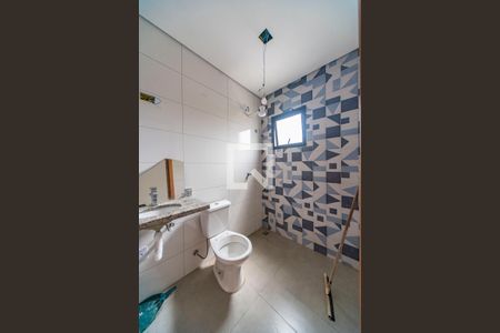 Casa de condomínio à venda com 103m², 2 quartos e 1 vagaBanheiro do Quarto 1