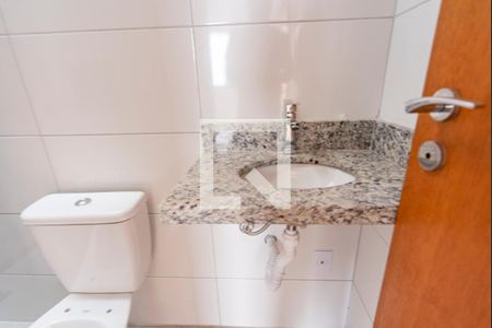 Casa de condomínio à venda com 89m², 2 quartos e 1 vagaBanheiro do Quarto 1