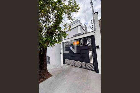 Casa de condomínio à venda com 89m², 2 quartos e 1 vaga Casa de condomínio à venda com 89m², 2 quartos e 1 vagaFachada