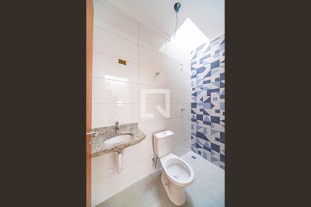 Casa de condomínio à venda com 89m², 2 quartos e 1 vaga Casa de condomínio à venda com 89m², 2 quartos e 1 vagaBanheiro do Quarto 1