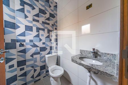 Casa de condomínio à venda com 89m², 2 quartos e 1 vaga Casa de condomínio à venda com 89m², 2 quartos e 1 vagaBanheiro do Quarto 2