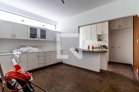 Casa à venda com 200m², 3 quartos e 4 vagas Casa à venda com 200m², 3 quartos e 4 vagasCozinha
