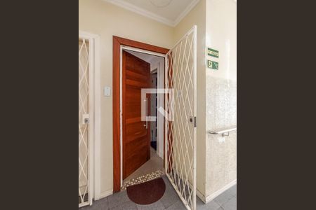 Apartamento à venda com 86m², 3 quartos e 1 vaga Apartamento à venda com 86m², 3 quartos e 1 vagaPorta do apartamento