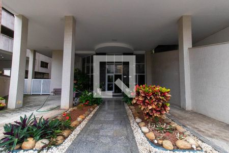 Apartamento à venda com 100m², 3 quartos e 1 vaga Apartamento à venda com 100m², 3 quartos e 1 vagaEntrada