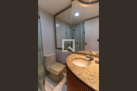 Apartamento à venda com 100m², 3 quartos e 1 vaga Apartamento à venda com 100m², 3 quartos e 1 vagaBanheiro Social