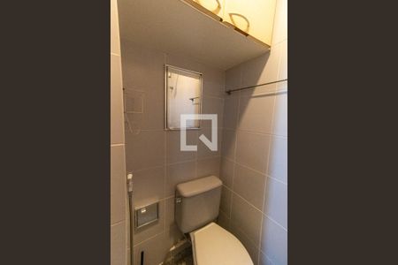 Apartamento à venda com 100m², 3 quartos e 1 vaga Apartamento à venda com 100m², 3 quartos e 1 vagaBanheiro de serviço