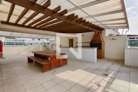 Apartamento à venda com 65m², 2 quartos e 1 vaga Apartamento à venda com 65m², 2 quartos e 1 vagaÁrea comum - Churrasqueira