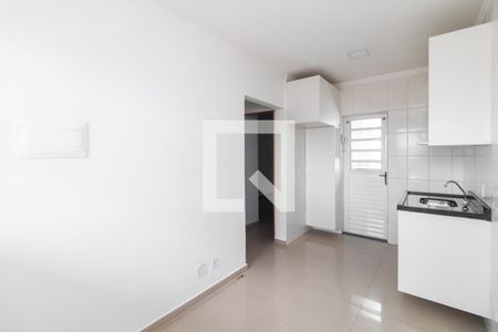 Sala de apartamento para alugar com 2 quartos, 34m² em Vila Nova Savoia, São Paulo