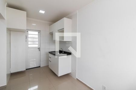 Sala de apartamento para alugar com 2 quartos, 34m² em Vila Nova Savoia, São Paulo
