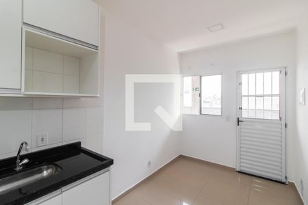 Sala de apartamento para alugar com 2 quartos, 34m² em Vila Nova Savoia, São Paulo