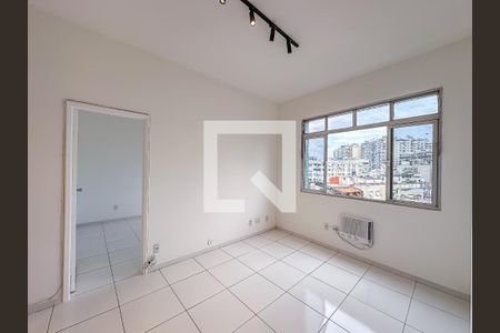 Sala de apartamento para alugar com 3 quartos, 75m² em Flamengo, Rio de Janeiro