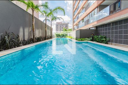 Apartamento à venda com 40m², 1 quarto e sem vaga Apartamento à venda com 40m², 1 quarto e sem vagaÁrea comum - Piscina