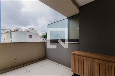 Apartamento à venda com 40m², 1 quarto e sem vaga Apartamento à venda com 40m², 1 quarto e sem vagaVaranda
