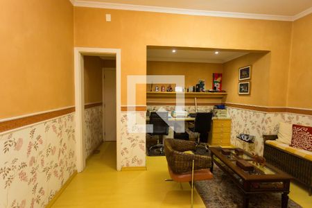 Apartamento à venda com 246m², 3 quartos e 4 vagas Apartamento à venda com 246m², 3 quartos e 4 vagasescritório