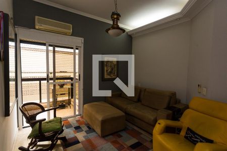 Apartamento à venda com 246m², 3 quartos e 4 vagas Apartamento à venda com 246m², 3 quartos e 4 vagasSala de TV