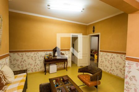 Apartamento à venda com 246m², 3 quartos e 4 vagas Apartamento à venda com 246m², 3 quartos e 4 vagasescritório