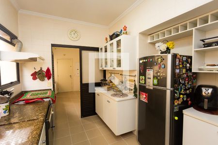 Apartamento à venda com 246m², 3 quartos e 4 vagas Apartamento à venda com 246m², 3 quartos e 4 vagasCozinha