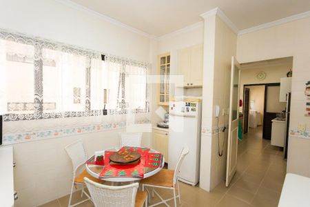 Apartamento à venda com 246m², 3 quartos e 4 vagas Apartamento à venda com 246m², 3 quartos e 4 vagasCopa