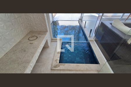 Casa à venda com 318m², 4 quartos e 4 vagas Casa à venda com 318m², 4 quartos e 4 vagasSaúna