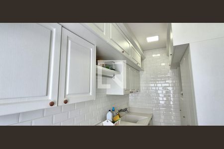 Casa à venda com 318m², 4 quartos e 4 vagas Casa à venda com 318m², 4 quartos e 4 vagasÁrea de Serviço