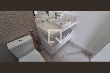 Casa à venda com 318m², 4 quartos e 4 vagas Casa à venda com 318m², 4 quartos e 4 vagasBanheiro Suíte 1