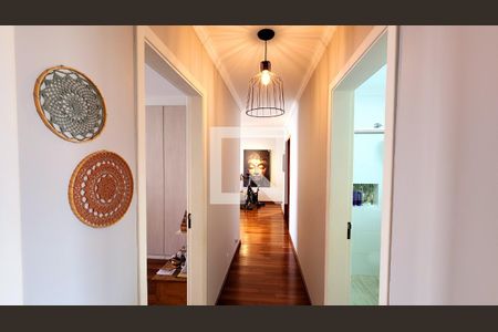 Apartamento à venda com 137m², 3 quartos e 1 vaga Apartamento à venda com 137m², 3 quartos e 1 vagaCorredor