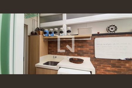 Apartamento à venda com 120m², 2 quartos e 1 vagaÁrea de Serviço