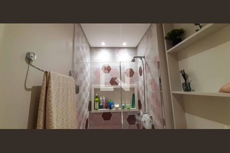 Apartamento à venda com 120m², 2 quartos e 1 vagaBanheiro Social