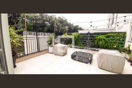 Apartamento à venda com 120m², 2 quartos e 1 vagaÁrea comum