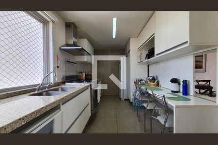 Apartamento à venda com 126m², 3 quartos e 2 vagas