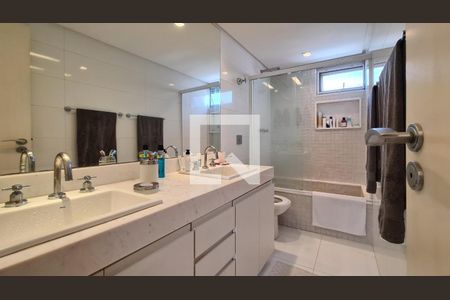 Apartamento à venda com 126m², 3 quartos e 2 vagas