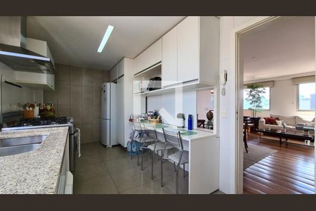 Apartamento à venda com 126m², 3 quartos e 2 vagas