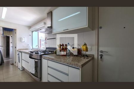 Apartamento à venda com 126m², 3 quartos e 2 vagas