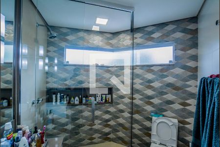 Casa à venda com 270m², 3 quartos e 4 vagasBanheiro da Suíte 3