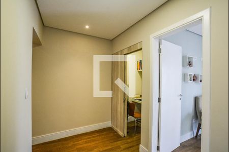 Casa à venda com 270m², 3 quartos e 4 vagasEscritório