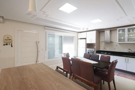 Casa à venda com 230m², 3 quartos e 15 vagasCozinha