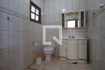 Casa à venda com 230m², 3 quartos e 15 vagasBanheiro de serviço