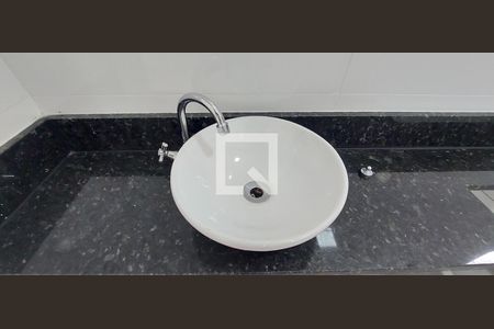 Apartamento à venda com 140m², 3 quartos e 2 vagas Apartamento à venda com 140m², 3 quartos e 2 vagasBanheiro 2