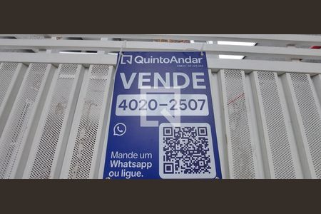 Apartamento à venda com 140m², 3 quartos e 2 vagas Apartamento à venda com 140m², 3 quartos e 2 vagasPlaquinha