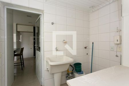 Apartamento para alugar com 170m², 4 quartos e 3 vagas Apartamento para alugar com 170m², 4 quartos e 3 vagasÁrea de Serviço