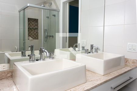 Apartamento para alugar com 170m², 4 quartos e 3 vagas Apartamento para alugar com 170m², 4 quartos e 3 vagasBanheiro da Suíte 2