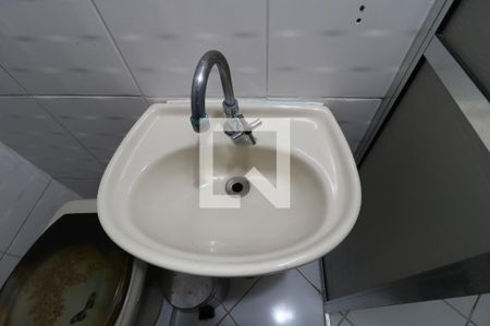 Casa à venda com 193m², 3 quartos e 4 vagasBanheiro Piso Inferior - Pia